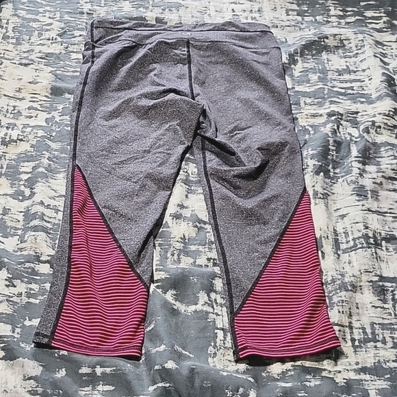 Gap capris - Picture 4 of 6